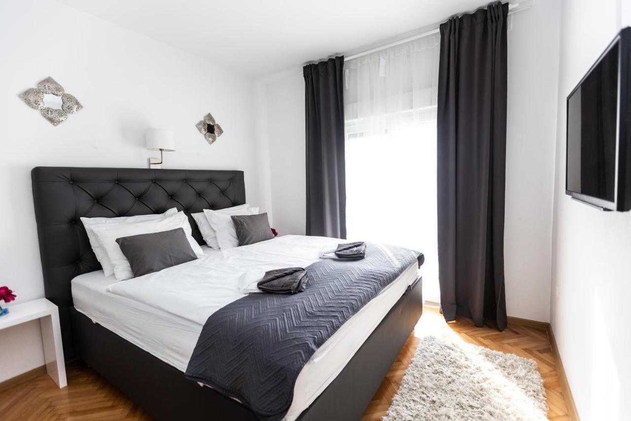 Luxury Apartments Mia Подстрана Экстерьер фото