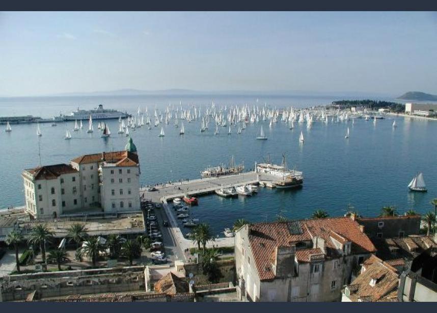 Luxury Apartments Mia Подстрана Номер фото