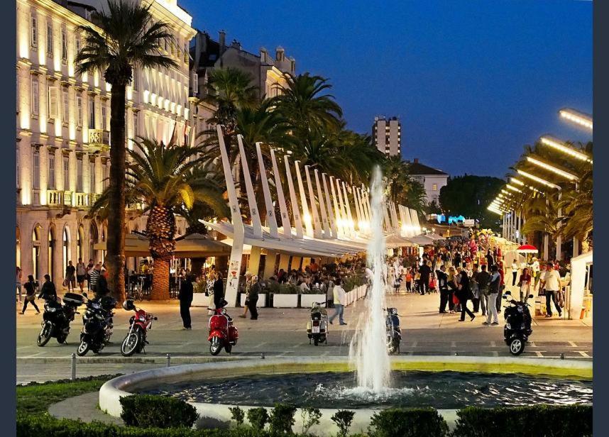 Luxury Apartments Mia Подстрана Номер фото