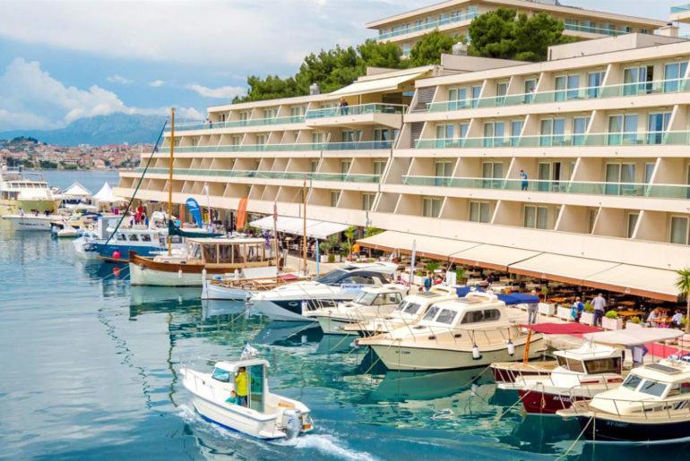 Luxury Apartments Mia Подстрана Номер фото