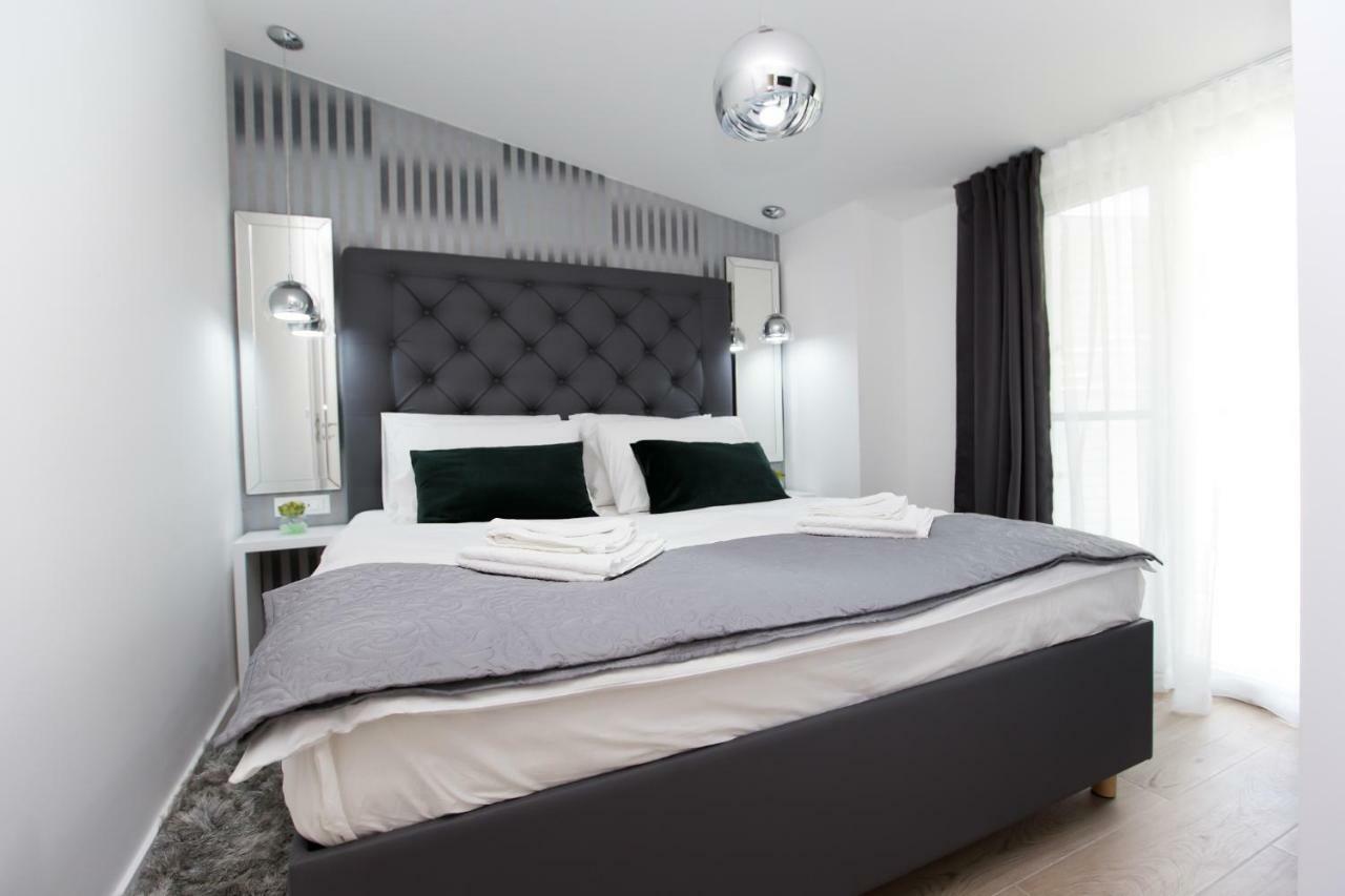 Luxury Apartments Mia Подстрана Экстерьер фото