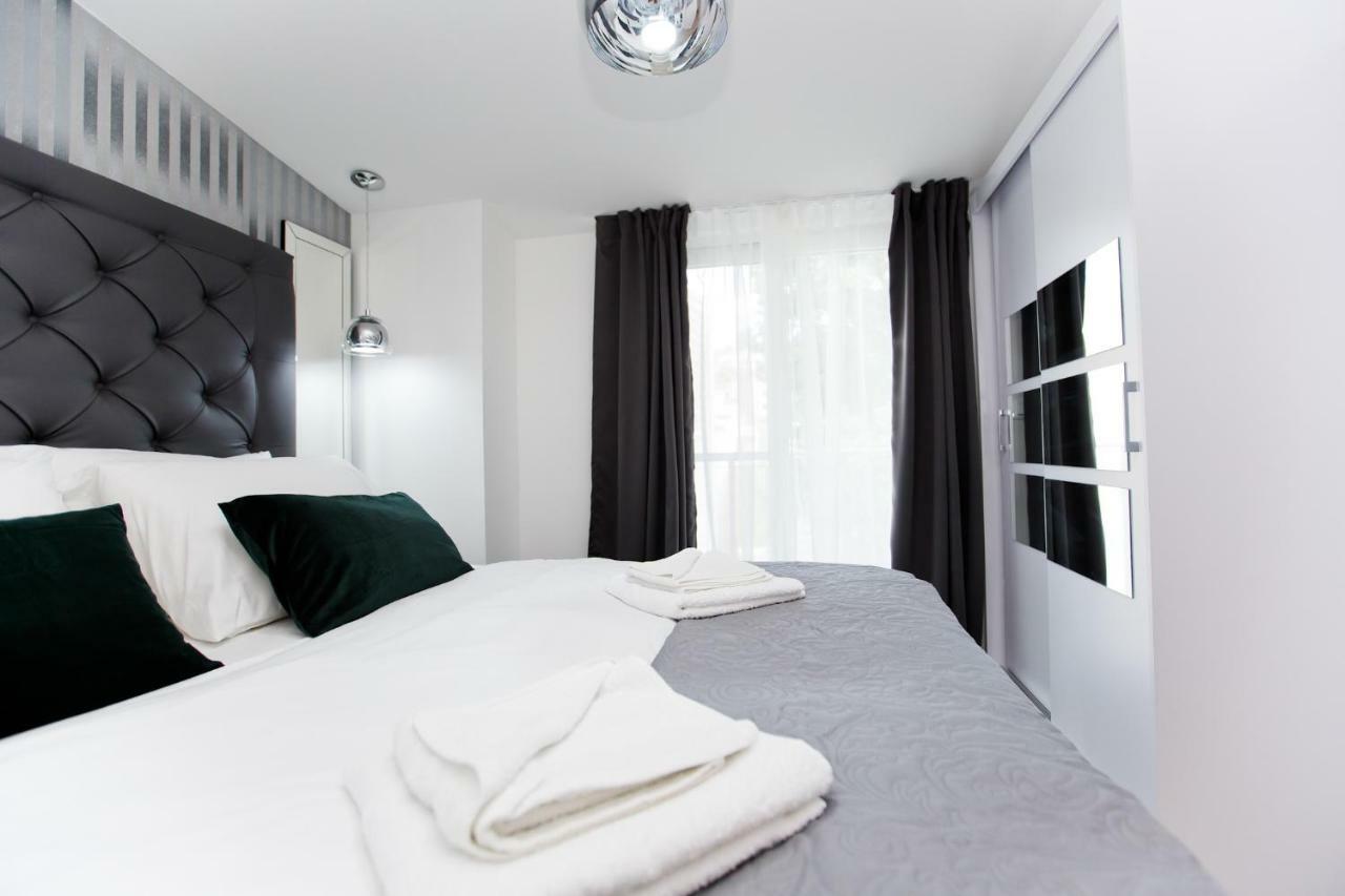 Luxury Apartments Mia Подстрана Экстерьер фото